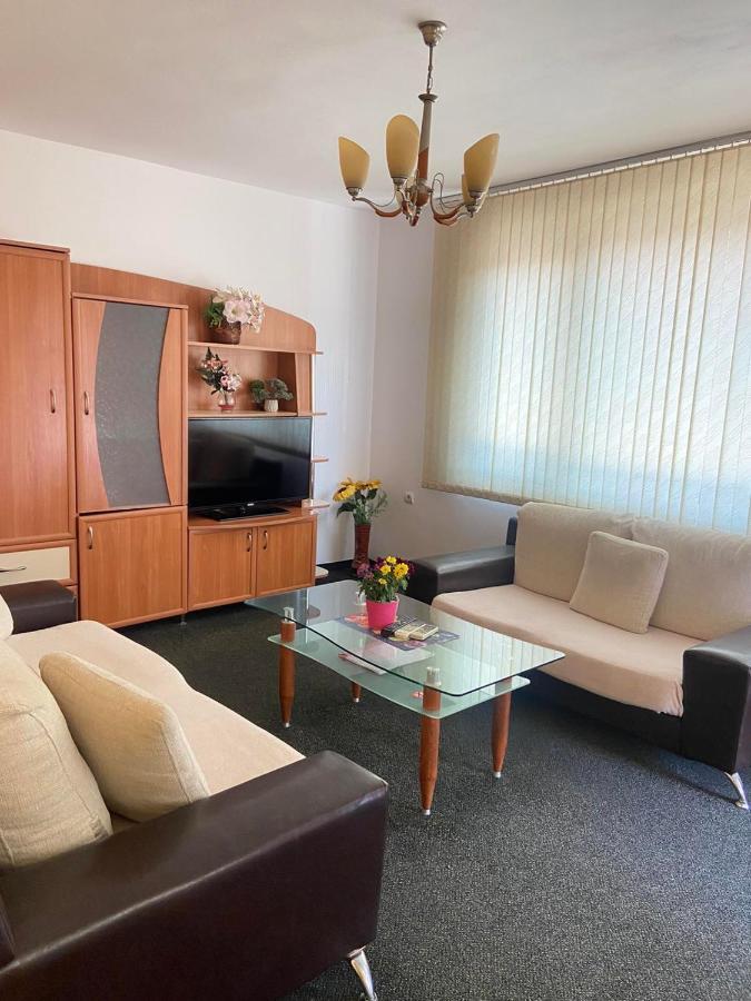 Hotel Tedi 아세노브그라드 외부 사진