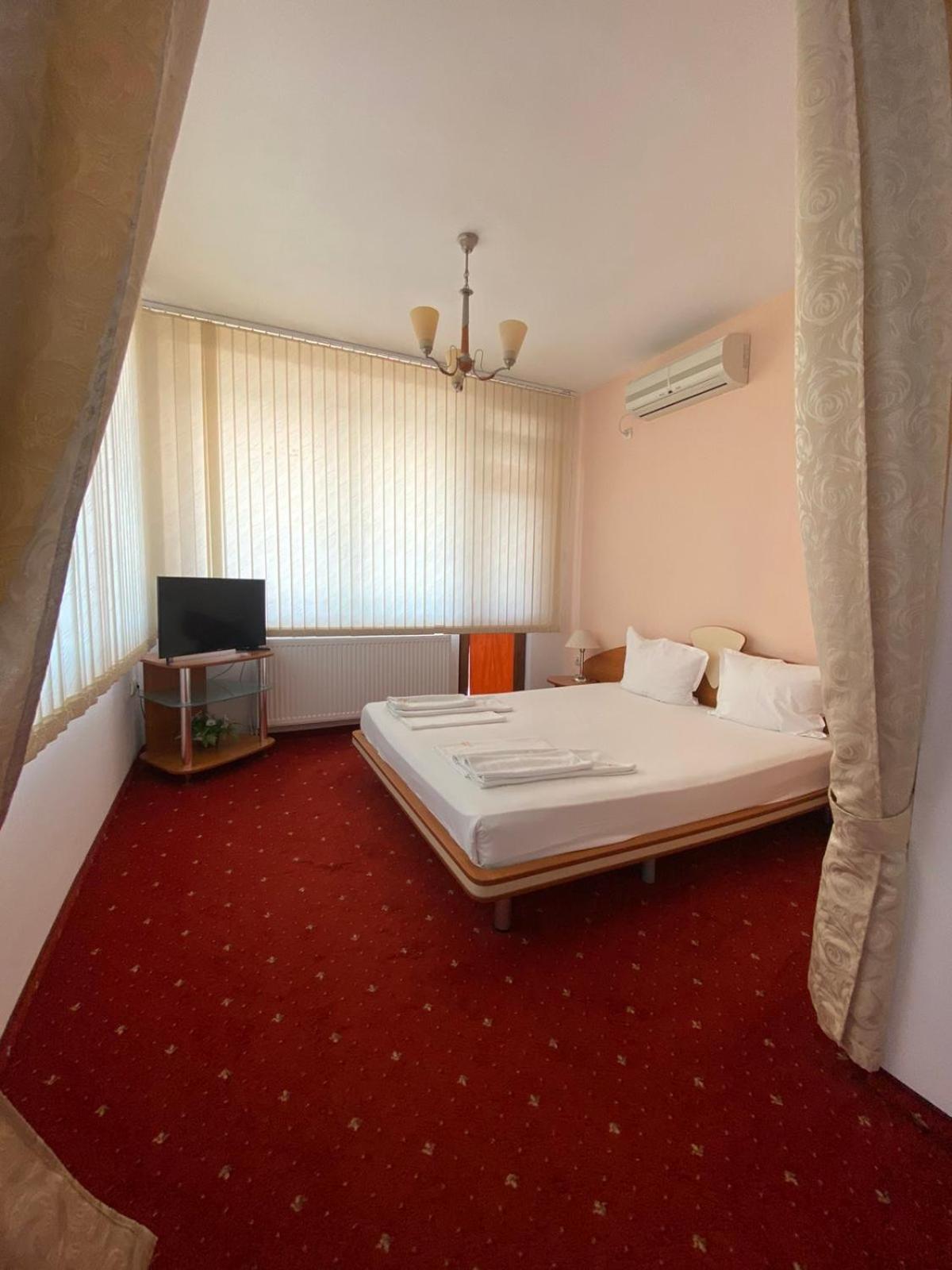 Hotel Tedi 아세노브그라드 외부 사진