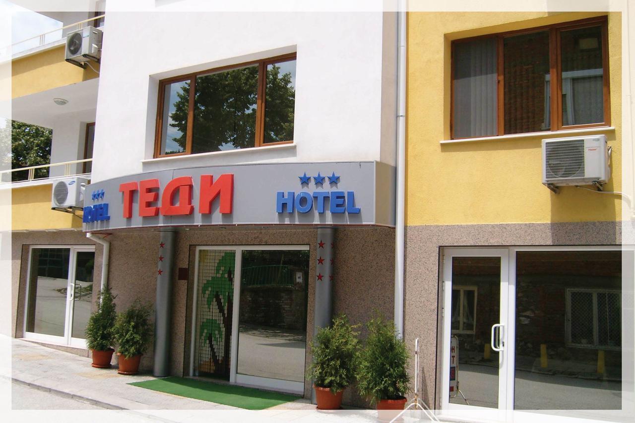 Hotel Tedi 아세노브그라드 외부 사진